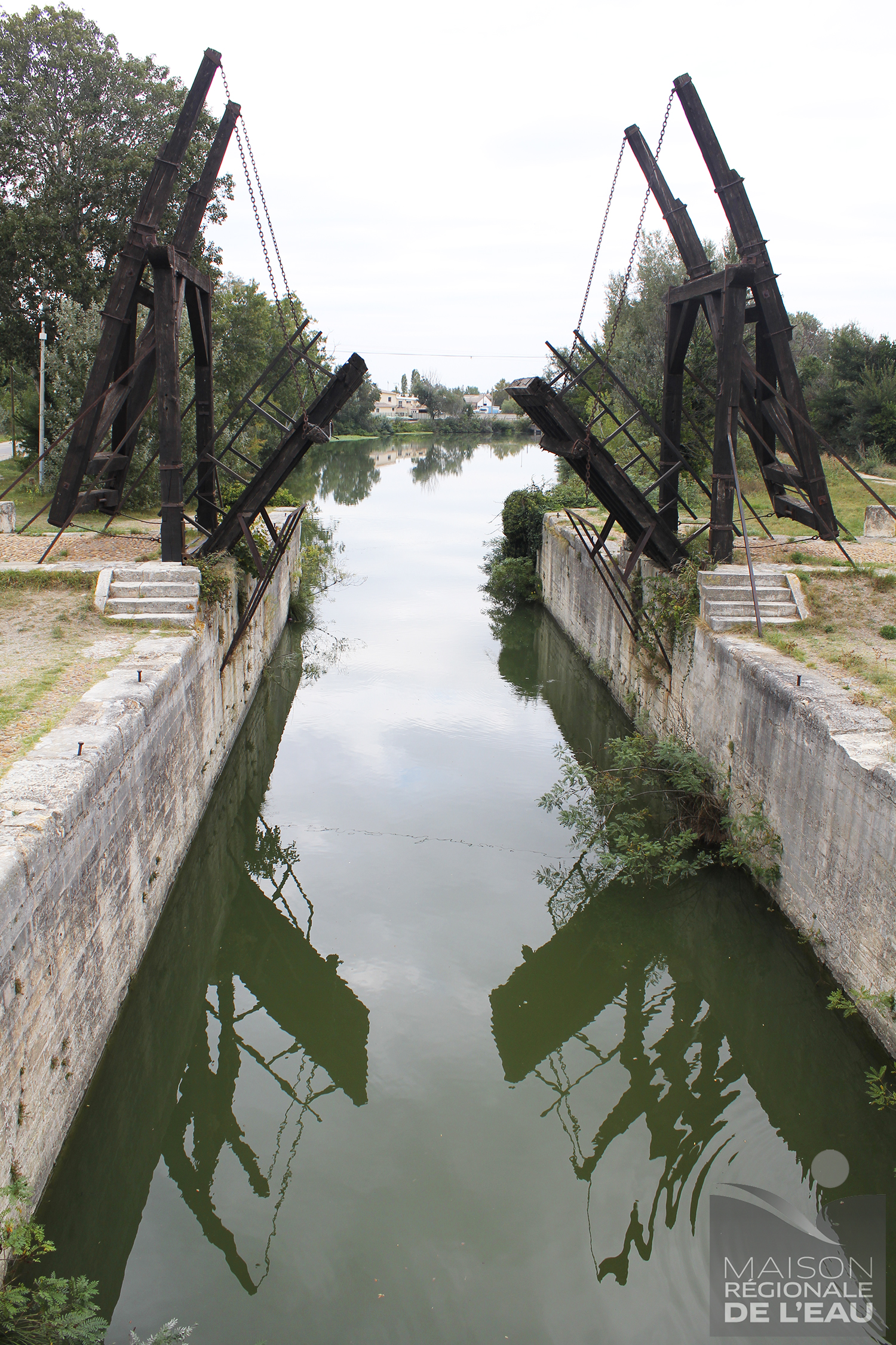 Le-Pont-de-Langlois-dit-pont-de-Van-Gogh